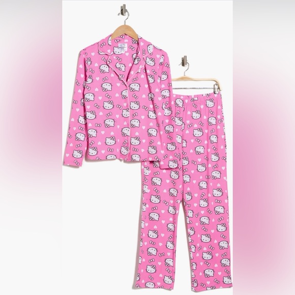 Hello Kitty Pink Pajama Set 2 piece Button Front XL NWT - Picture 4 of 5